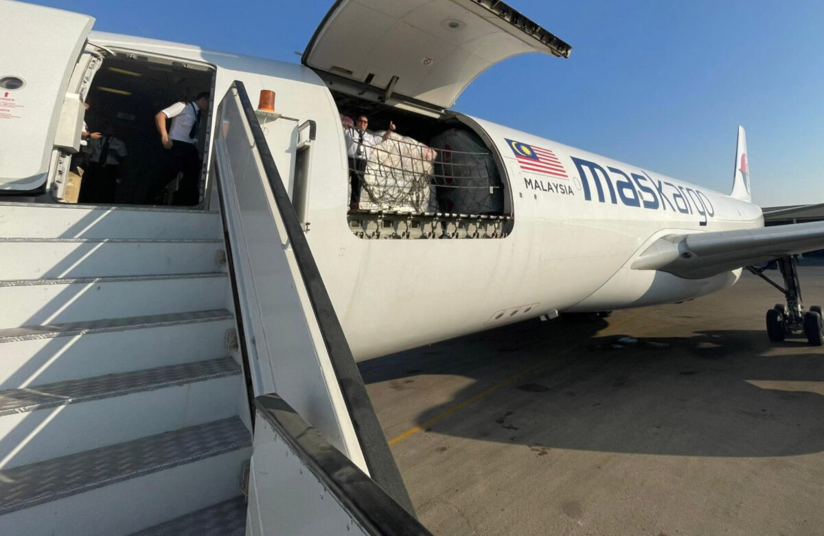 Lonely Orphans Successfully Delivers Air Aid Cargo to Gaza with OPS Ihsan Malaysia